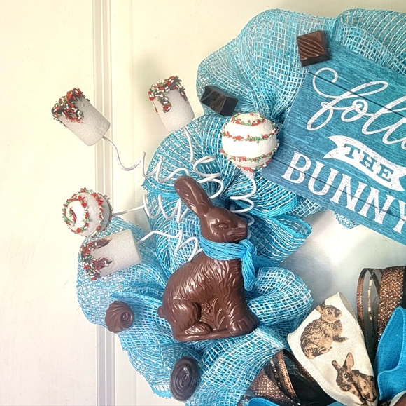Easter Bunny Wreath Faux Chocolate Rabbit - Picture 3 of 9